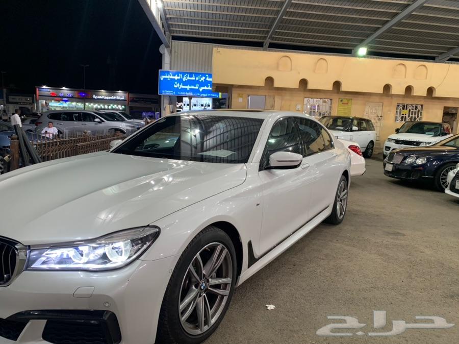 بي ام 740