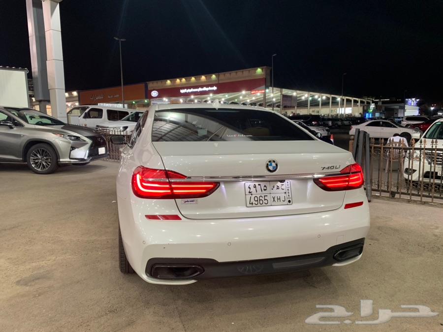 بي ام 740