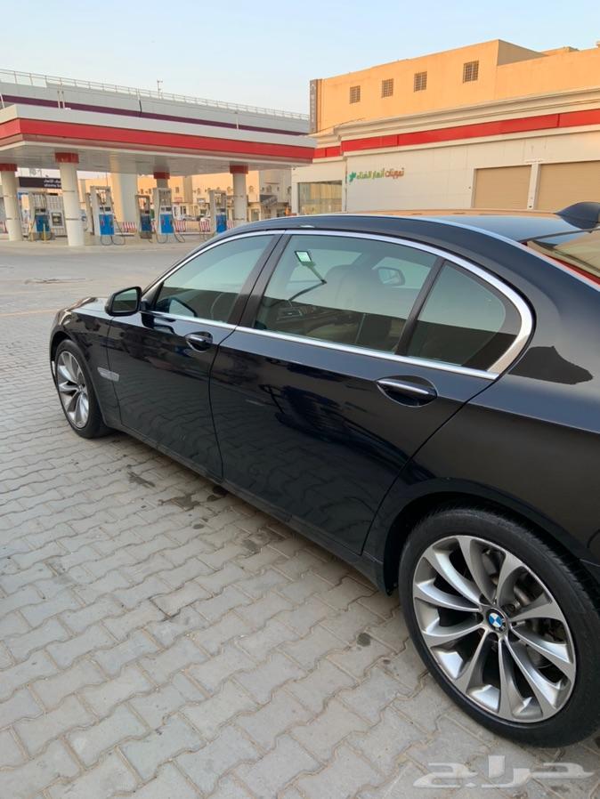 بي ام 730 business