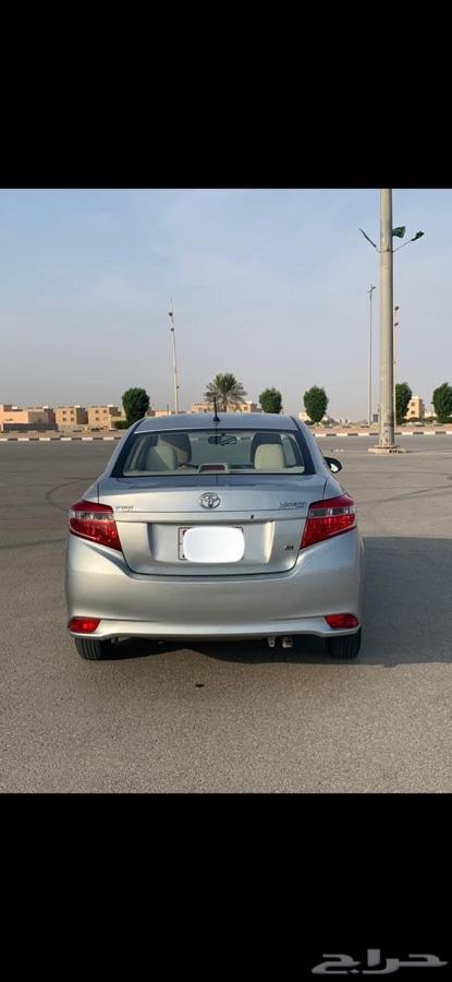 تويوتا يارس 2015