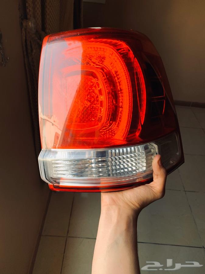 اسطبات ومكيف لاندكروزر