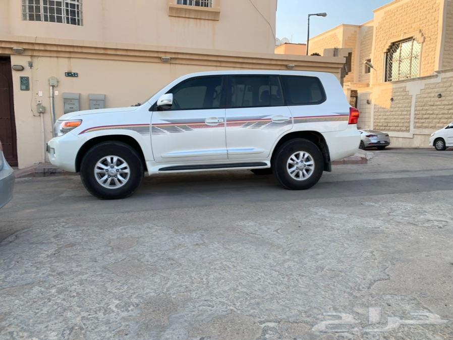 لاندكلوزر جي اكس ار v8