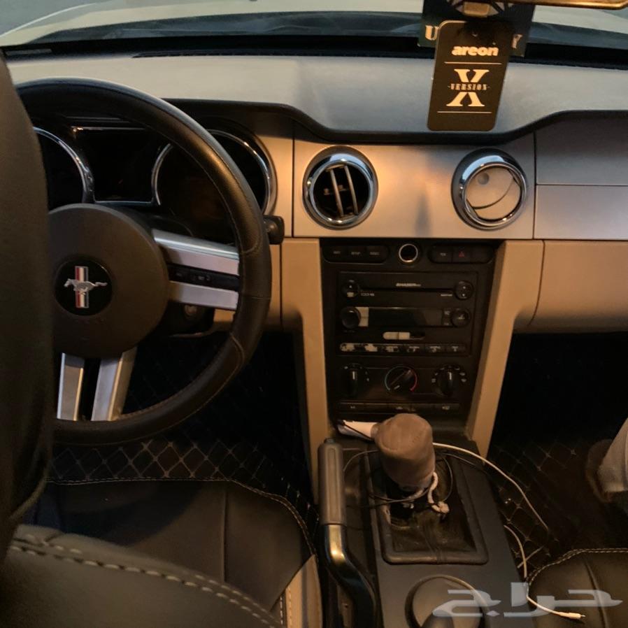 للبيع موستنج 2006 v8