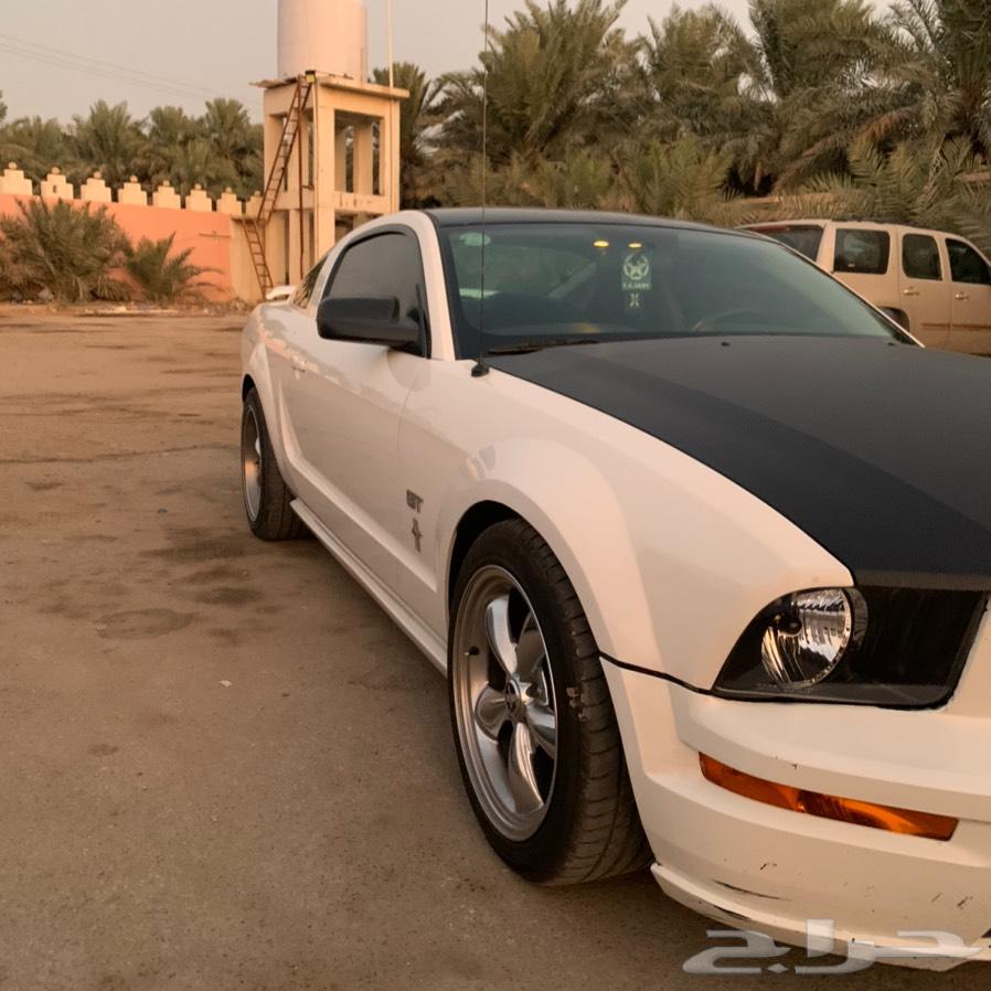 للبيع موستنج 2006 v8