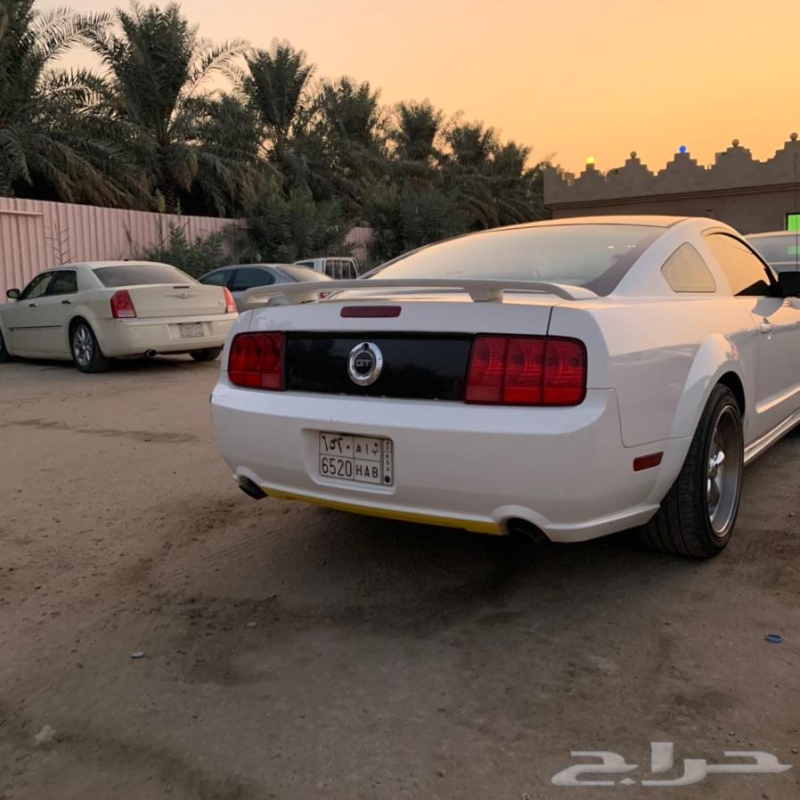 للبيع موستنج 2006 v8