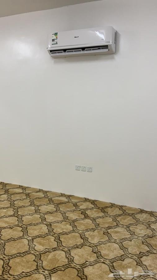 سويت للايجار حي الهدا جديد مؤثثه بالكامل