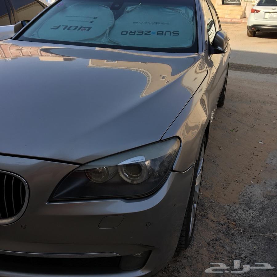 BMW 740i