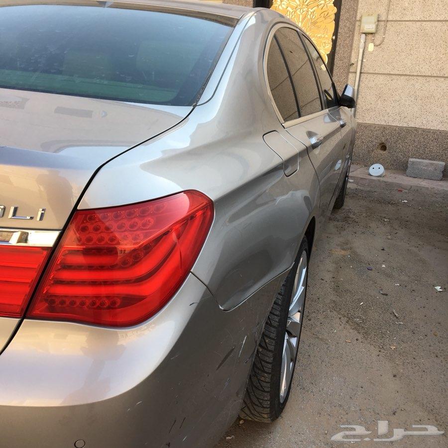 BMW 740i