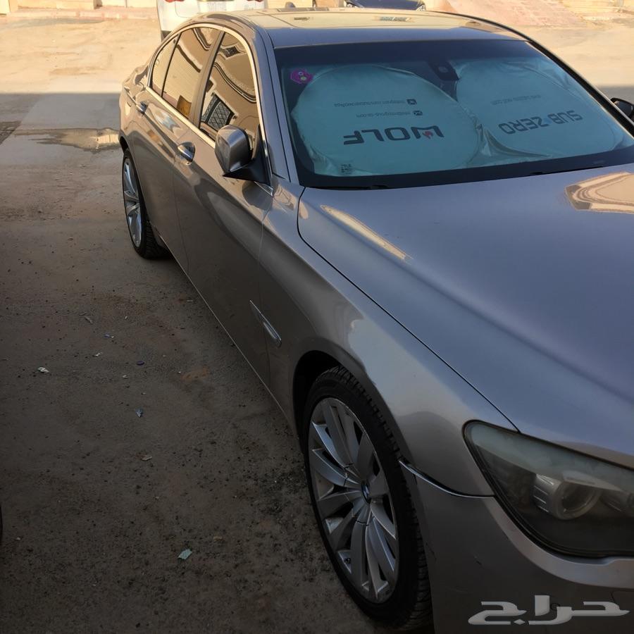 BMW 740i