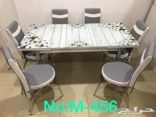 طاولة طعام تركية جديدة بالكرتون