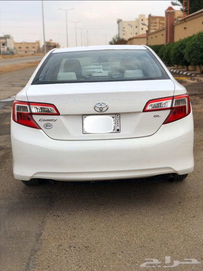 كامري 2015 ابيض GL . نظيف جدا