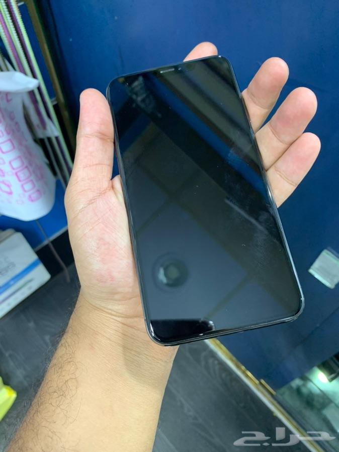 للبيع ايفون اكس اس ماكس مستخدم نظيف