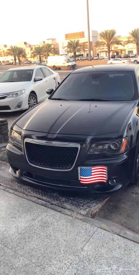 للبيع كرايسلر اكزيكتيف v8 مرهم srt