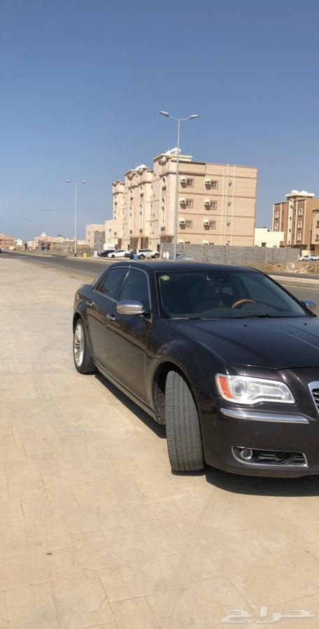 أبها - كرايزلر 300C