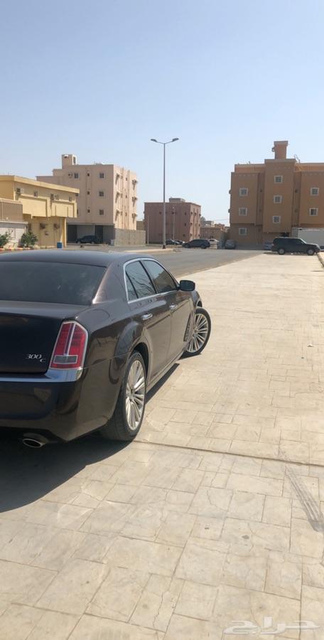 أبها - كرايزلر 300C