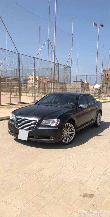 أبها - كرايزلر 300C