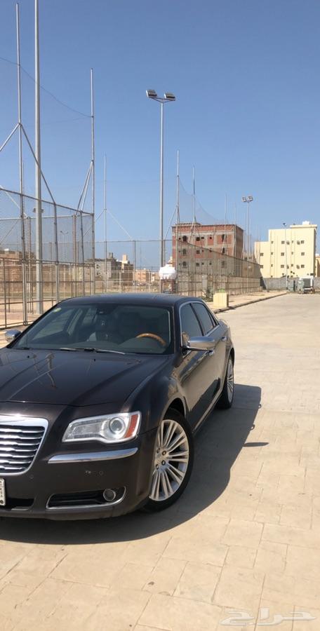 أبها - كرايزلر 300C