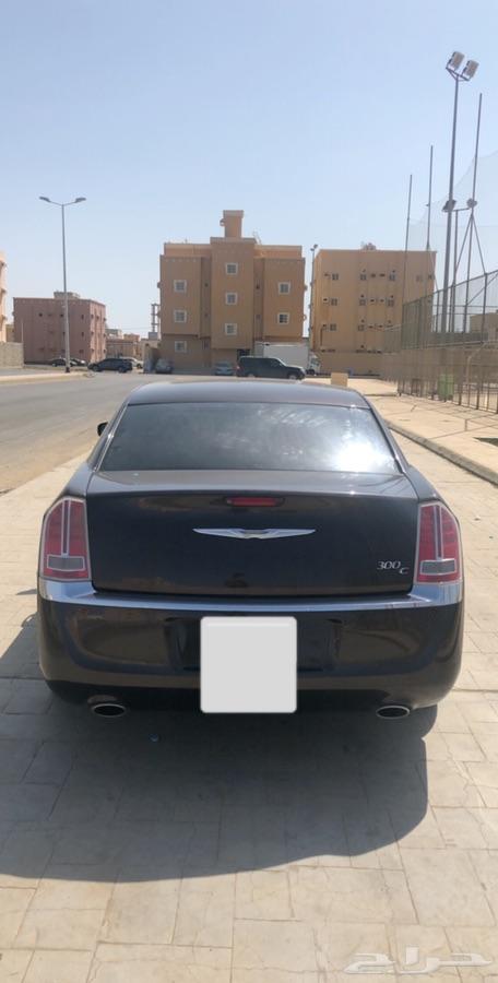 أبها - كرايزلر 300C
