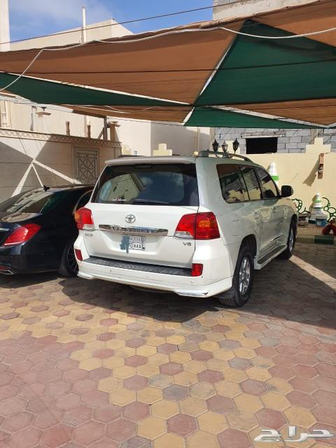 لاندكروزر 2012 للبيع