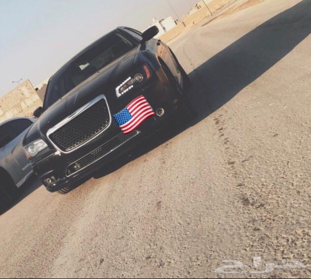 للبيع كرايسلر اكزيكتيف v8 مرهم srt