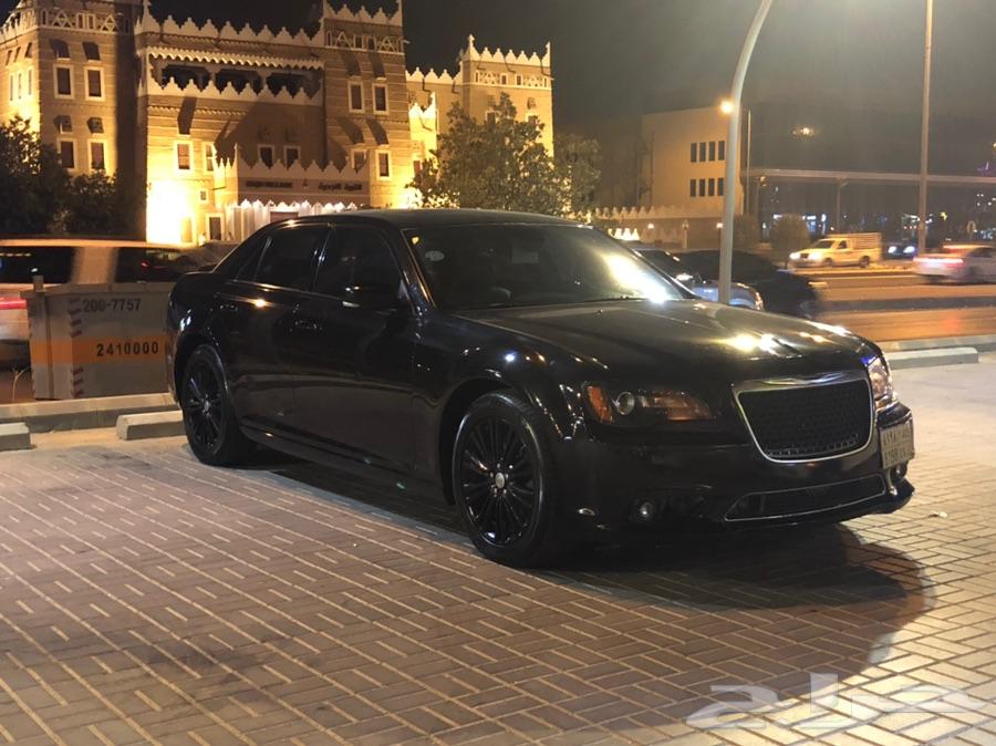 للبيع كرايسلر اكزيكتيف v8 مرهم srt