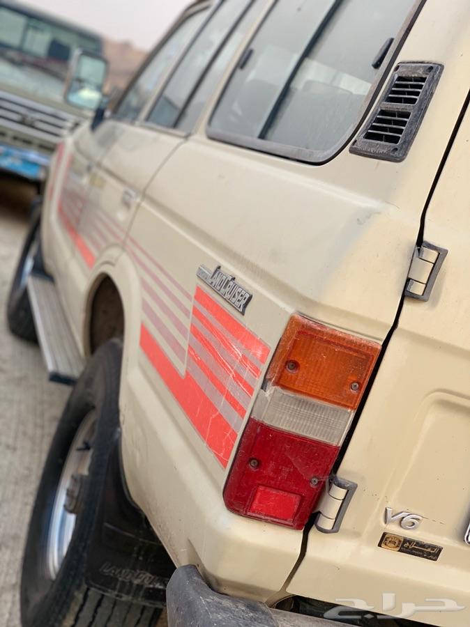 صالون مديل 89 نضيف