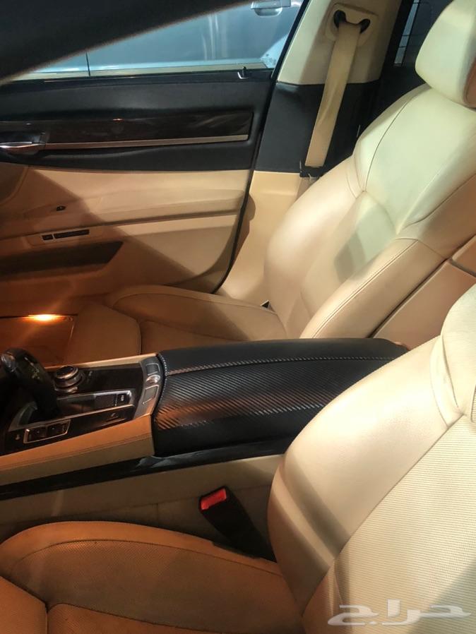 740 BMW 2009 البيع