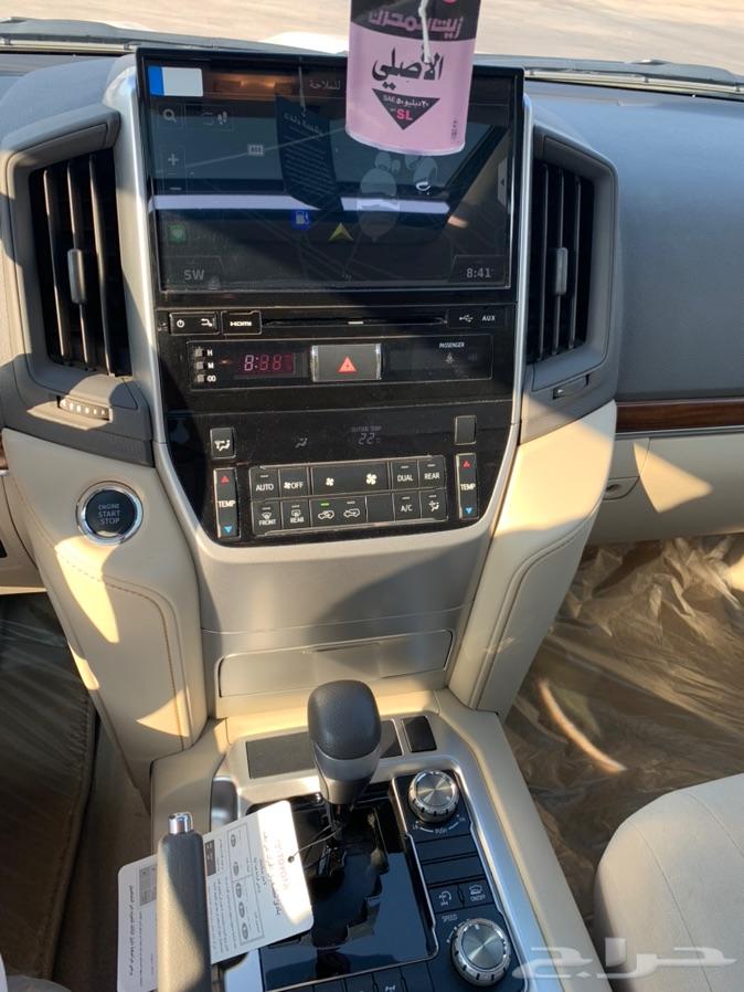 تويوتا لاندكروزر GX.R3 2018 فل