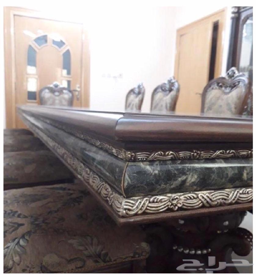 طاولة طعام للبيع
