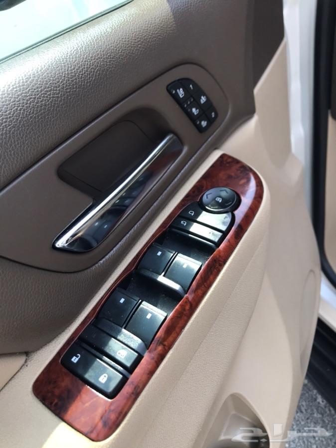 تاهو LTZ موديل 2014 لؤلؤي بطاقة جمركية