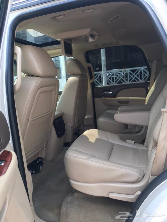 تاهو LTZ موديل 2014 لؤلؤي بطاقة جمركية