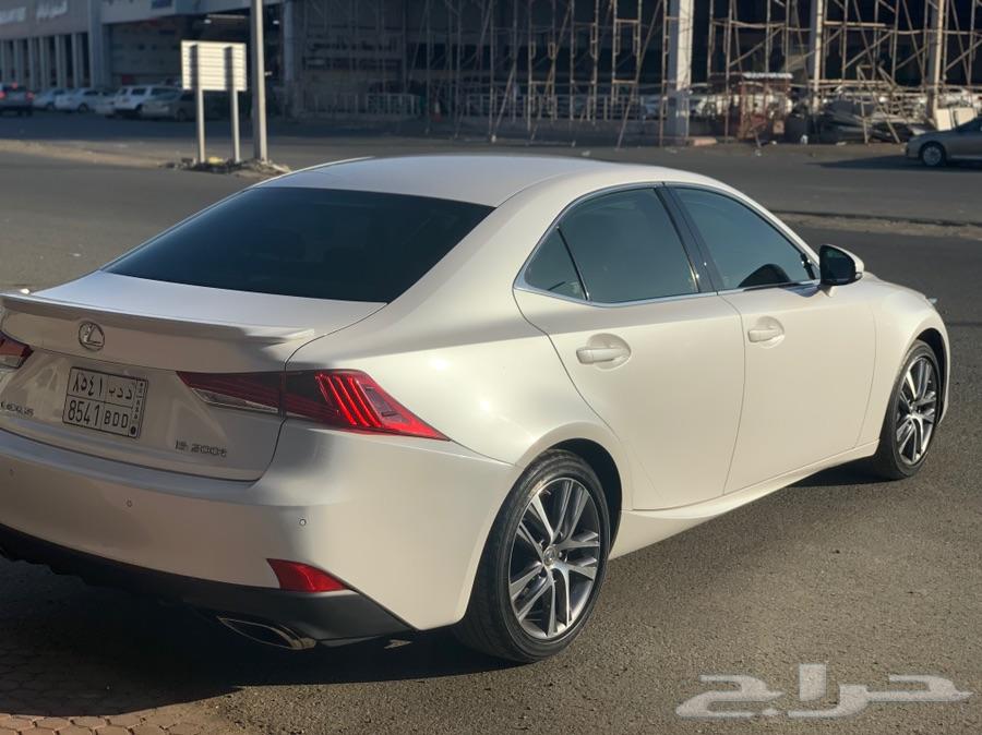لكزس IS 200 T 2017 سعودي ممشى 27 الف فقط