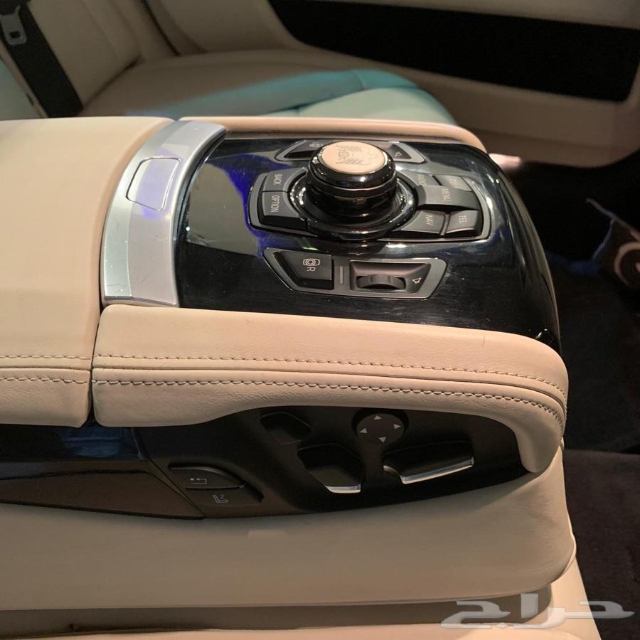 للبيع BMW 750Li اصدار خاص