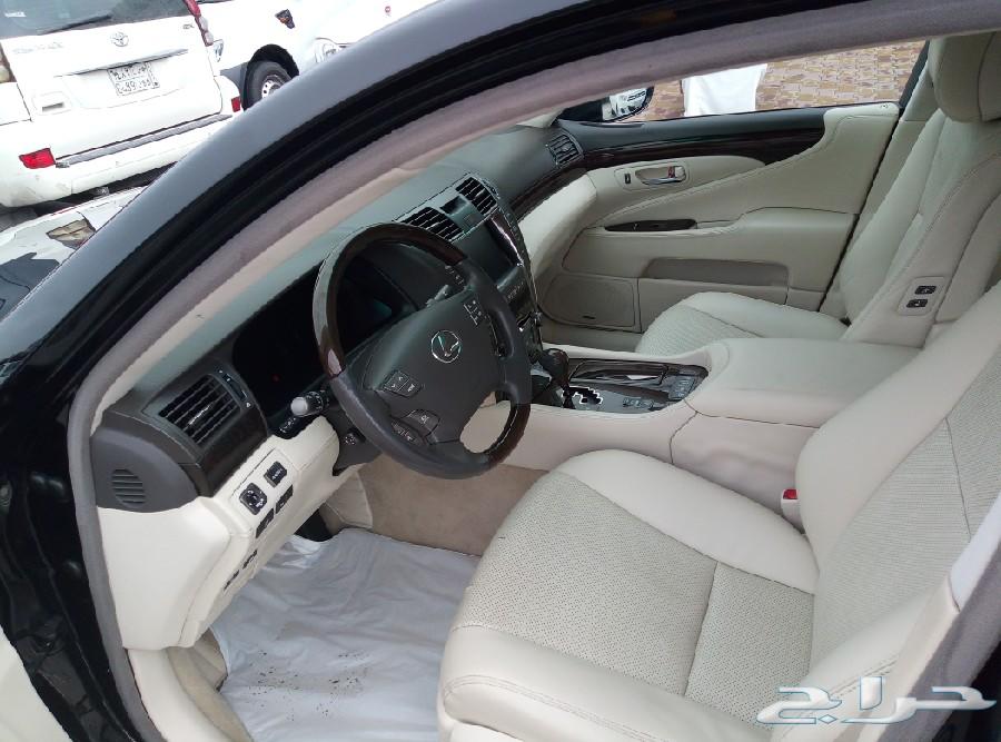 لكزس LS 460 موديل 2007 عداد 119 الف كيلو