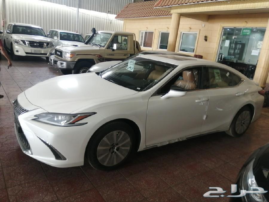 لكزس ES350 CA بريمي موديل2019 الدفعه الثانيه