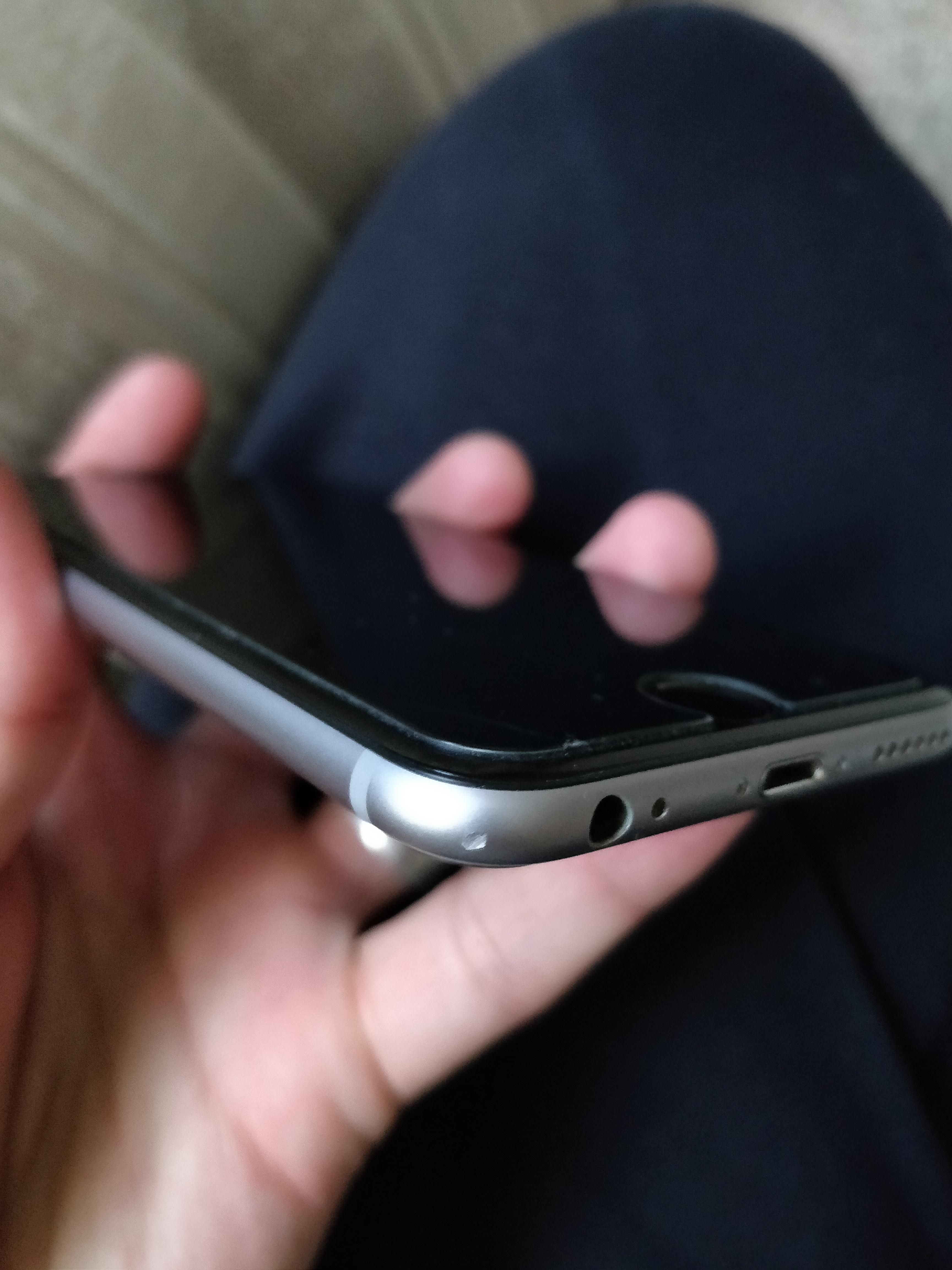 آيفون 6s 128gb رمادي نظيف جدا