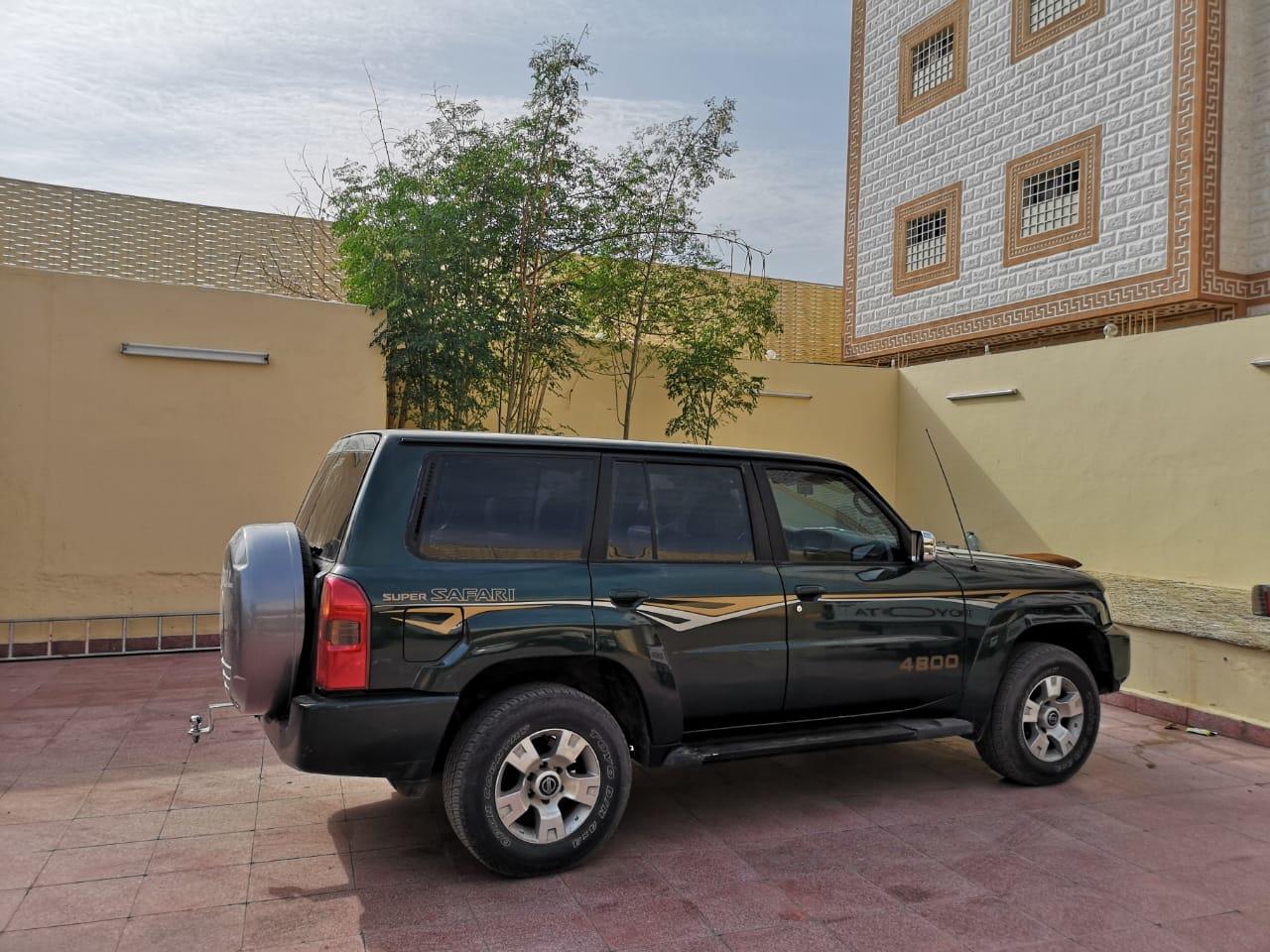 جيب نيسان سوبر سفاري .