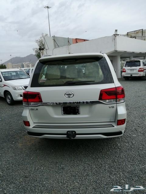لاندكروزر GXR 2018