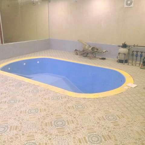 يوجد لدينا مسابح فايبر جلاس