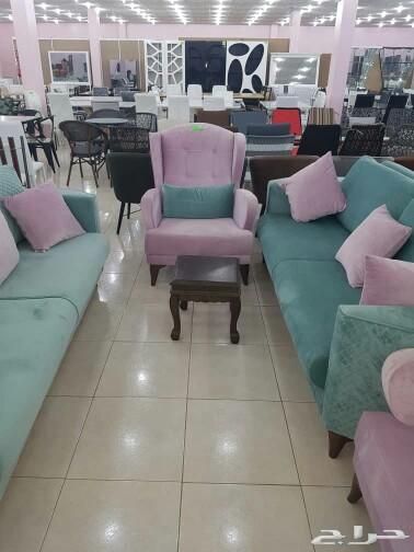 طقم كنب كلاسيك يصبح سرير