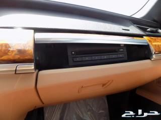 BMW 740Liفل كامل موديل 2015 ممشي قليل