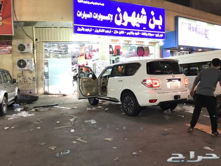 مرايات باترول بلاتينيوم واكسسورات وترهيم