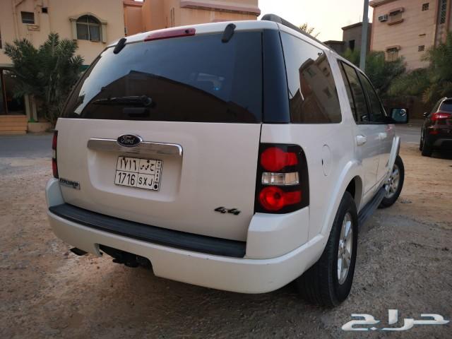 فورد اكسبلورر 2009 نظيف