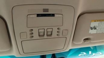 سيارة لكزس es350 للبيع أو البدل بجيب صغير