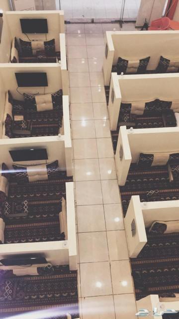اثاث مقهى ( كوفي شوب ) كامل للبيع سعر تصفية