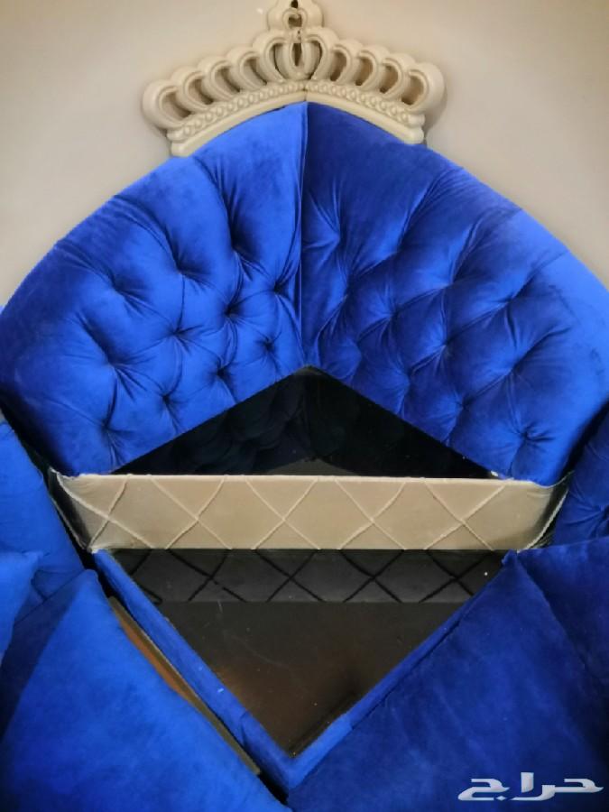 للبيع طقم كنب وشاشه وثلاجة ودولاب مطبخ