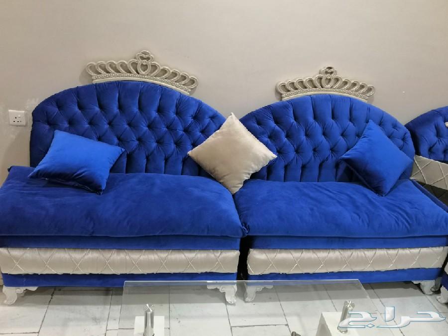 للبيع طقم كنب وشاشه وثلاجة ودولاب مطبخ