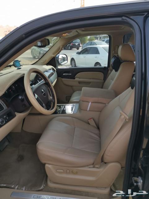 GMC DENALI 2011