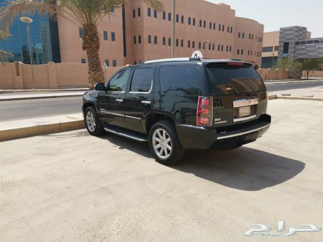 GMC DENALI 2011