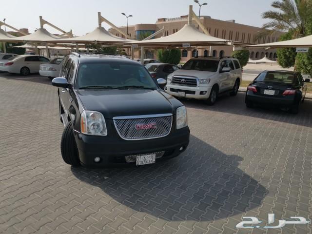 GMC DENALI 2011